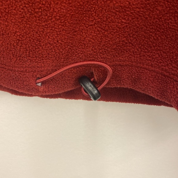 Forever 21 maroon fleece crop long sleeve 1/4 button top - Picture 3 of 3